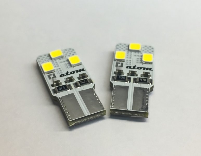 Светодиодная лампа Light Label Атом W5W 5000K