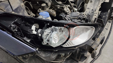 Замена линз в фарах би-галоген hella 3r Hyundai I30 6