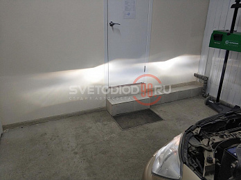 Установка светодиодных ламп в линзу Toyota Rav4 3