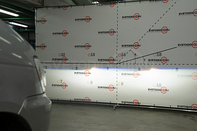 Установка би-светодиодных линз Toyota Town Ace Noah 7