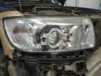 Установка биксеноновых линз Subaru Forester 11