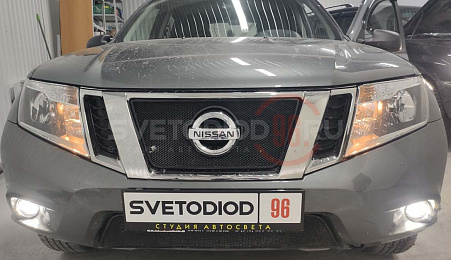Установка светодиодных противотуманных фар Nissan Terrano 10