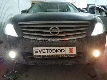 Установка светодиодных противотуманных фар Nissan Teana 3