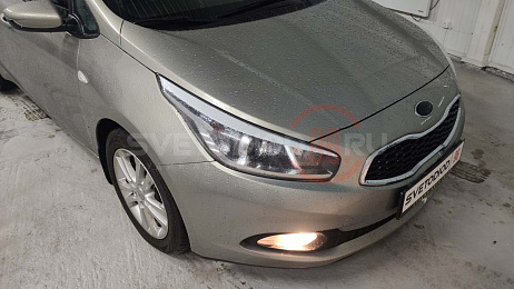 Установка светодиодных ламп в ДХО KIA Ceed 1