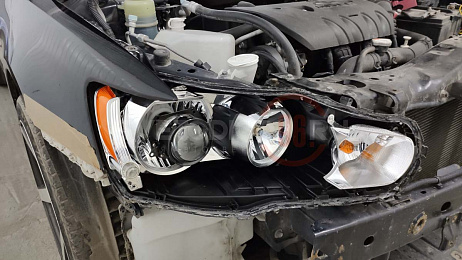 Замена ксеноновых линз на светодиодные линзы Mitsubishi Lancer 10 6