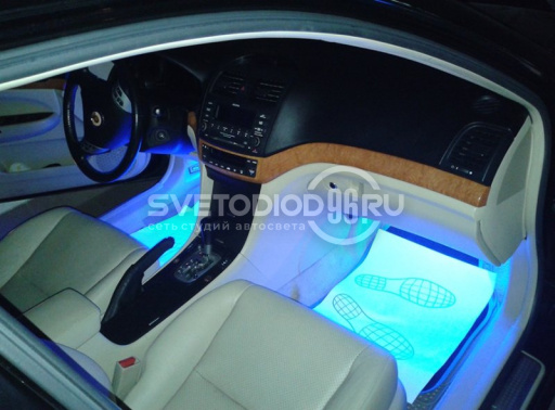 Комплект подсветки салона SV-102 RGB со звуковым контроллером в Екатеринбурге - 0